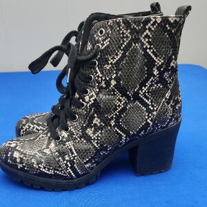 Time and Tru Black and White Snake Print Lace-Up Boots